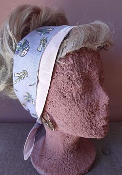 Lavender and pale pink, extra wide, (also available in wide) jazz $20