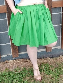 Clover green🍀pleated skirt size S $22