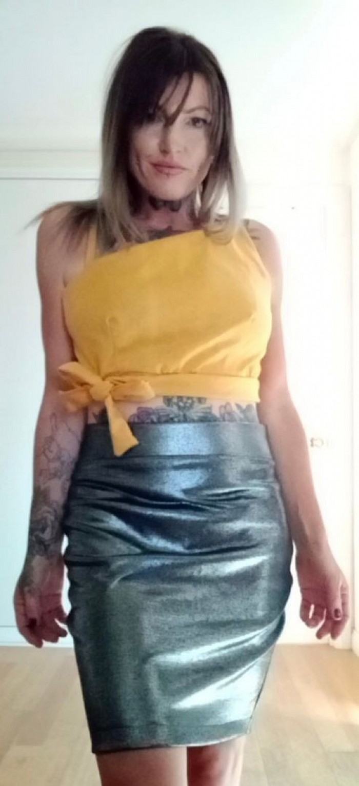 Silver pencil skirt, stretch fabric $30 size S